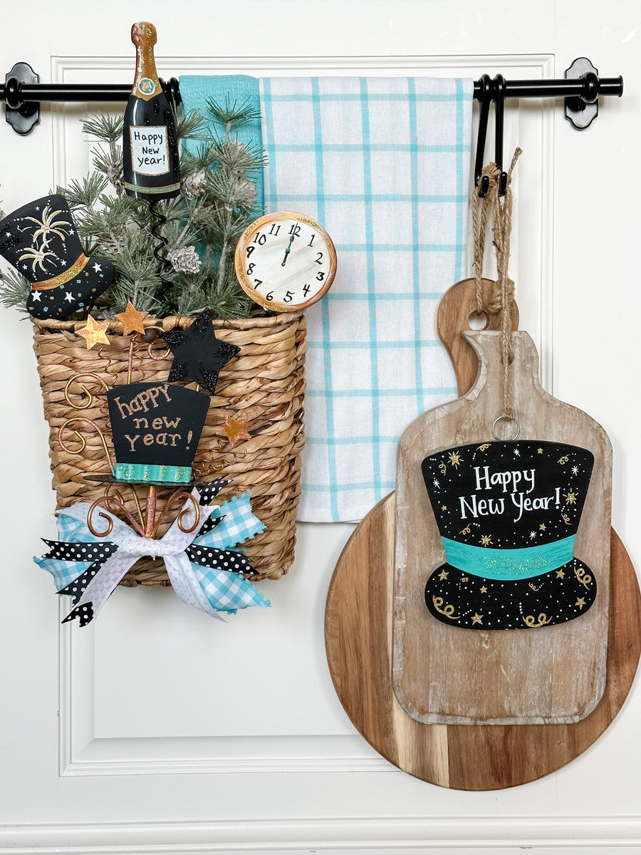 The Round Top Collection - Mini Happy New Year Charm