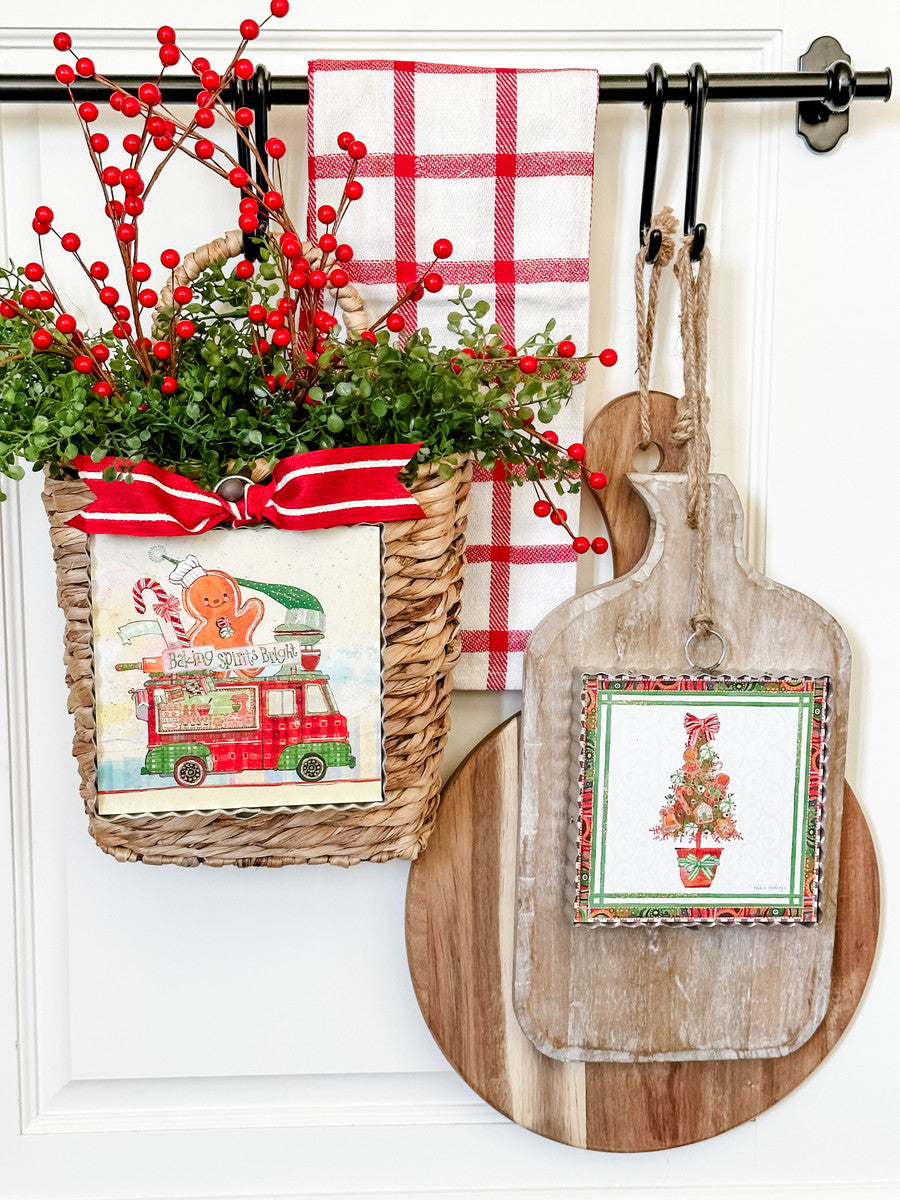 The Round Top Collection - Mini Gingerbread Tree Print