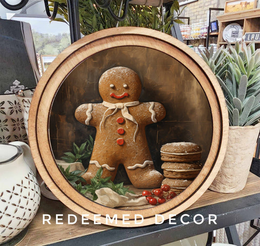 8" Round Christmas Gingerbread Man Art